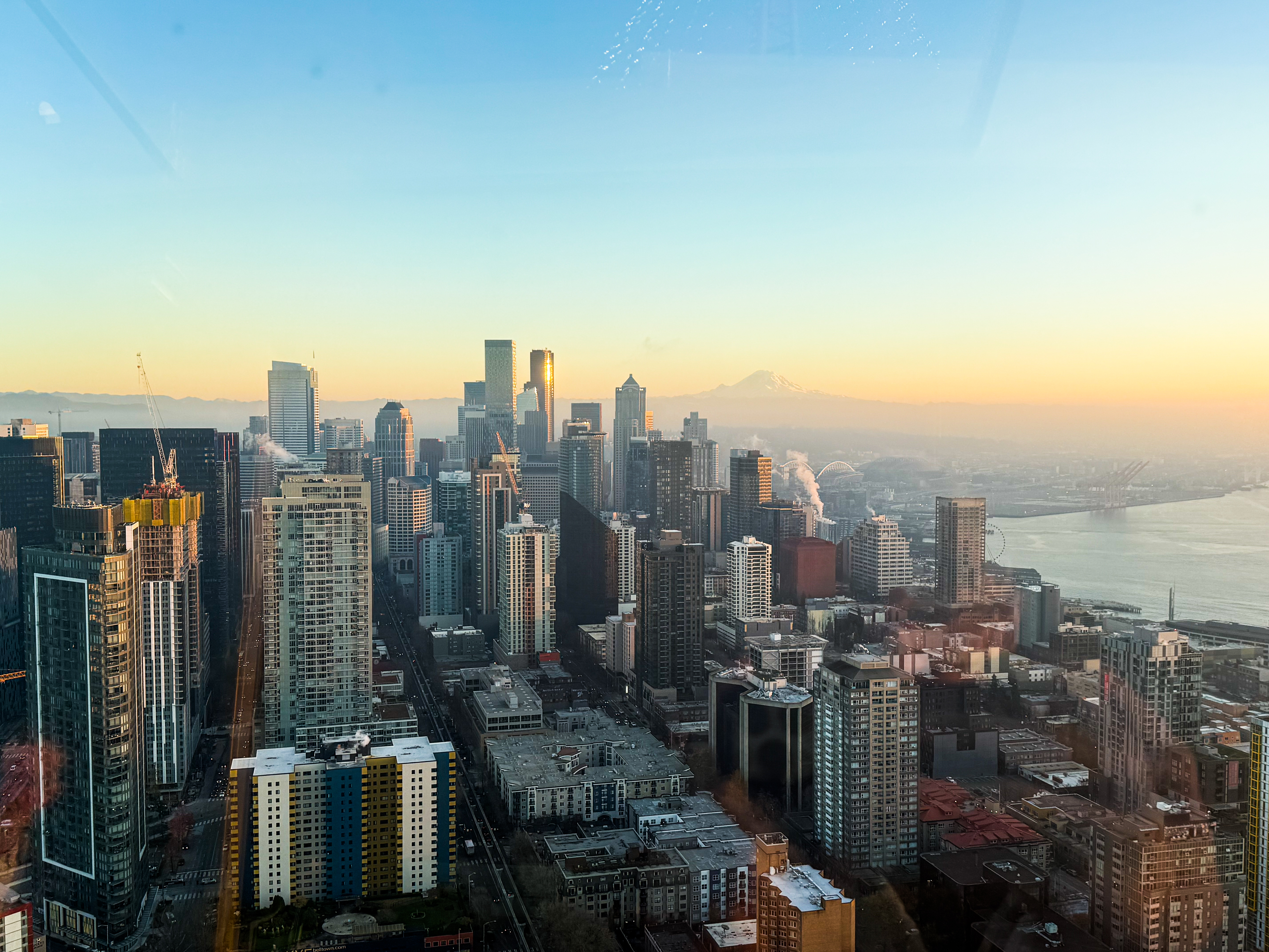 A view of Mount Rainier.